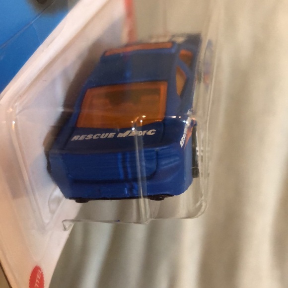 15’ Dodge Charger SRT - Picture 5 of 7